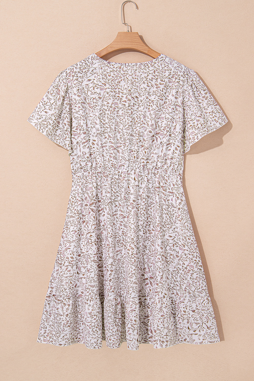 White Floral V Neck Ruffled Short Sleeve Plus Size Dress